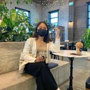 Meet your Posher, Jasmine